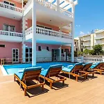 4 - 2 Bedrooms, Goro - Pool, Parking And Apartamento *