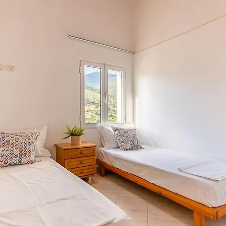4 - 2 Bedrooms, Goro - Pool, Parking And Химара