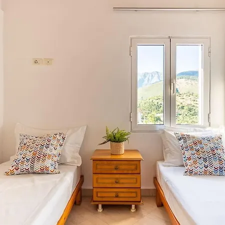 Апартаменты 4 - 2 Bedrooms, Goro - Pool, Parking And