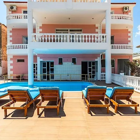 4 - 2 Bedrooms, Goro - Pool, Parking And Химара