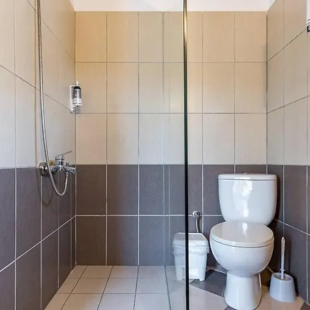 4 - 2 Bedrooms, Goro - Pool, Parking And Appartement Himarë