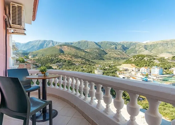 Daire 4 - 2 Bedrooms, Goro - Pool, Parking And Himarë