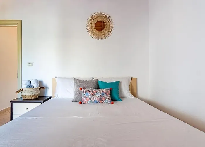 Daire 4 - 2 Bedrooms, Goro - Pool, Parking And